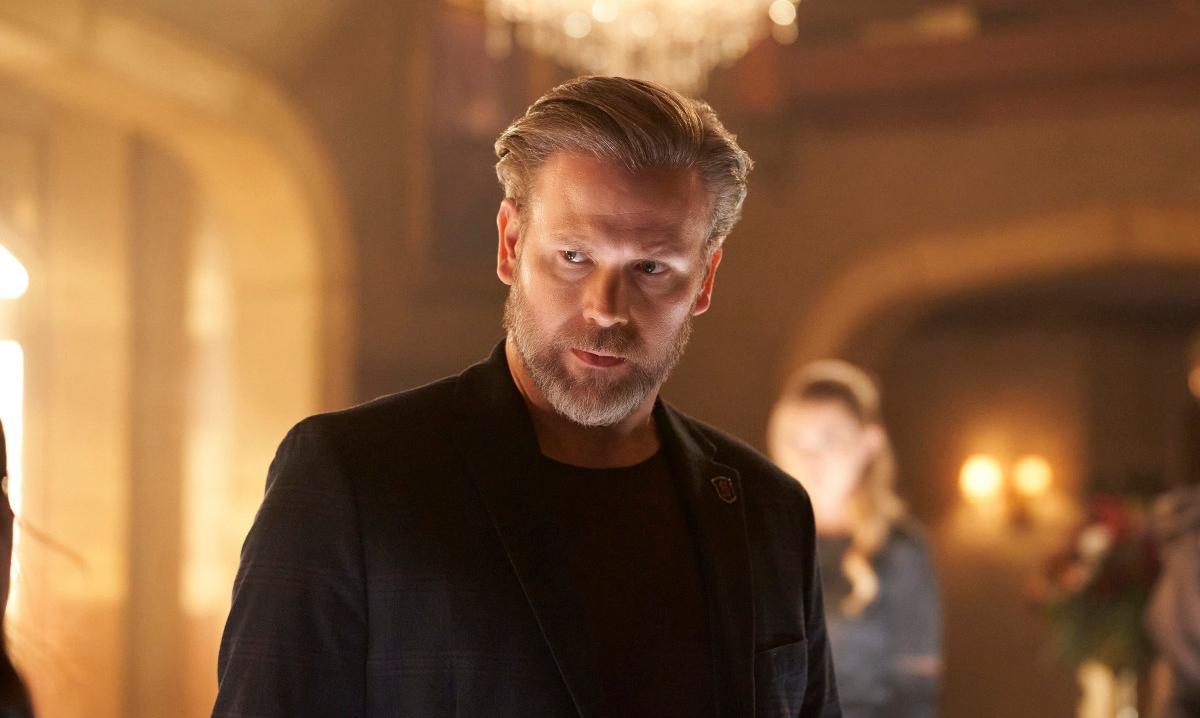 Legacies: Matthew Davis on Alaric in the CW's Vampire Diaries spinoff