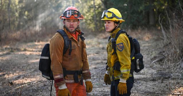 Bode (Max Thieriot) and Gabriela (Stephanie Arcila) in Episode 20 of 'Fire Country'