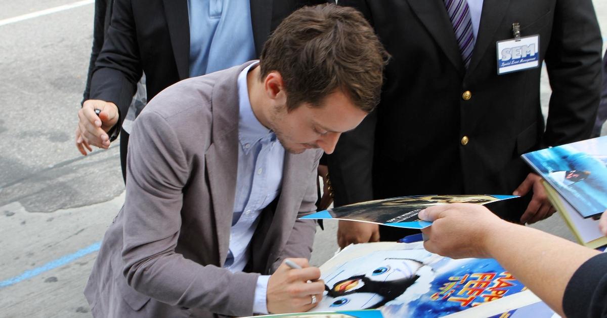 Elijah Wood autographs posters