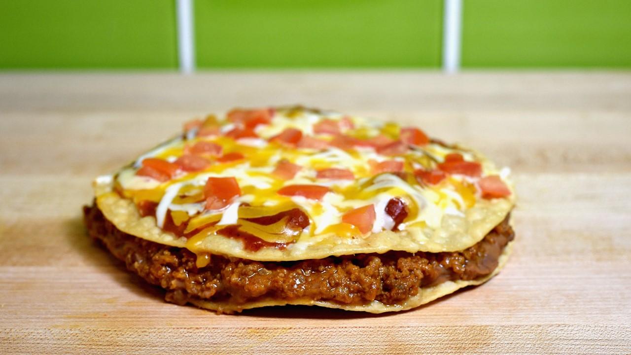 A Taco Bell Mexican Pizza
