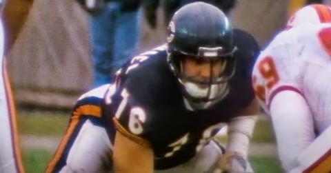 Steve McMichael with the Chicago Bears