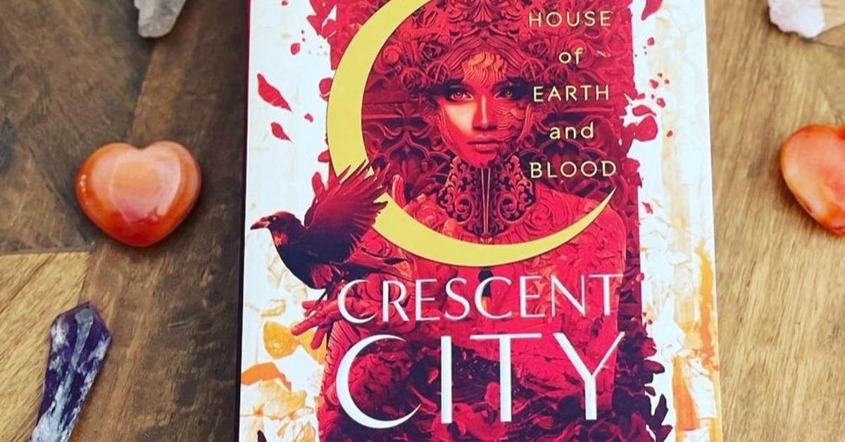 sarah maas crescent city book 3 release date