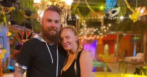 (l-r): Taylor McKinney and Maci Bookout