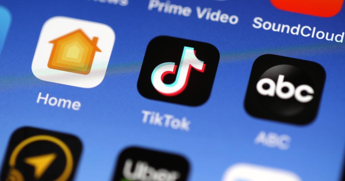 TikTok video scrubbing: How to fast-forward and backward TikTok videos