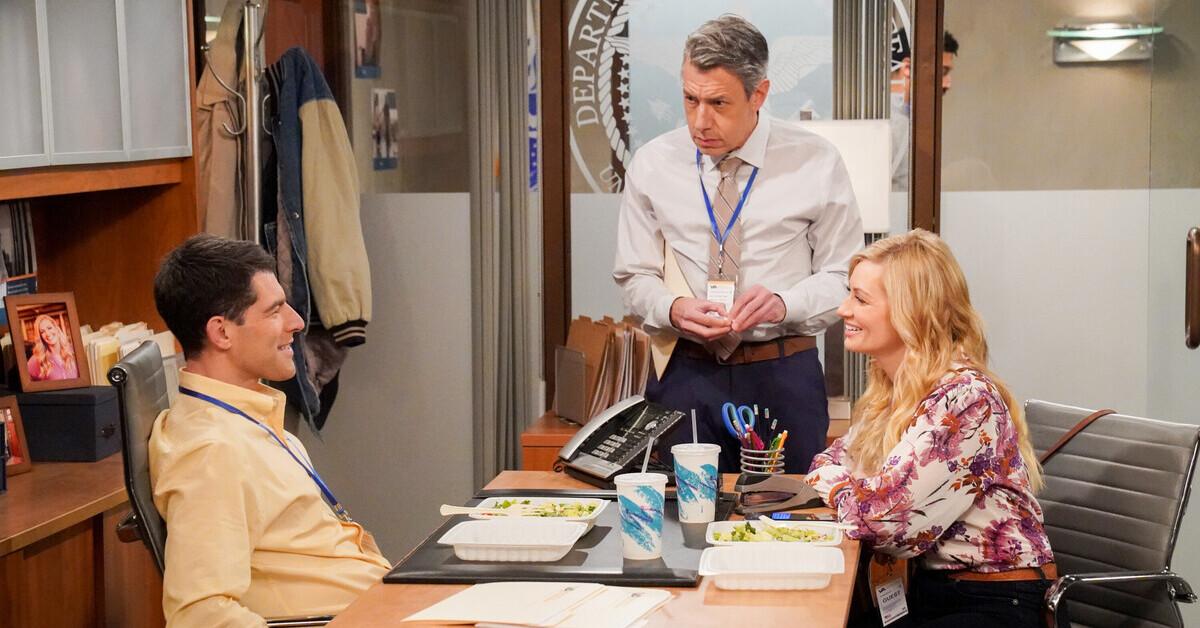 THE NEIGHBORHOOD. From left: Max Greenfield as Dave, John Ross Bowie as Gregory and Beth Behrs as Gemma.