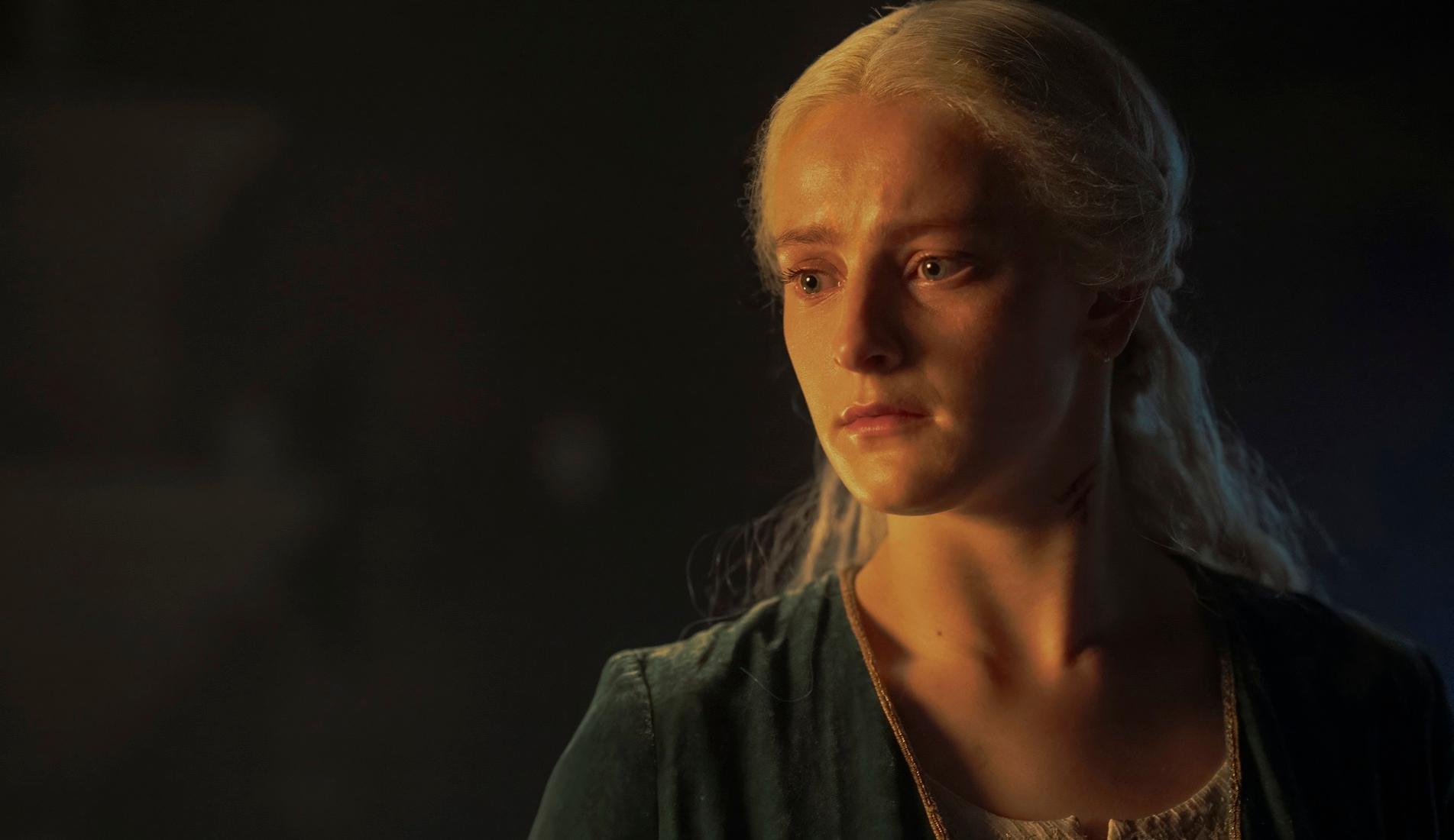 Queen Helaena crying in 'House of the Dragon'