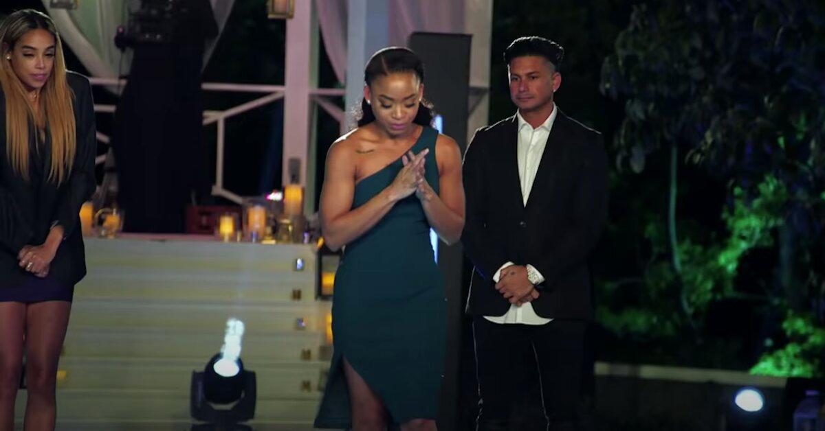 Who Is Pauly D Dating? The 'Double Shot at Love' Star Is Hung up on His Ex(02)