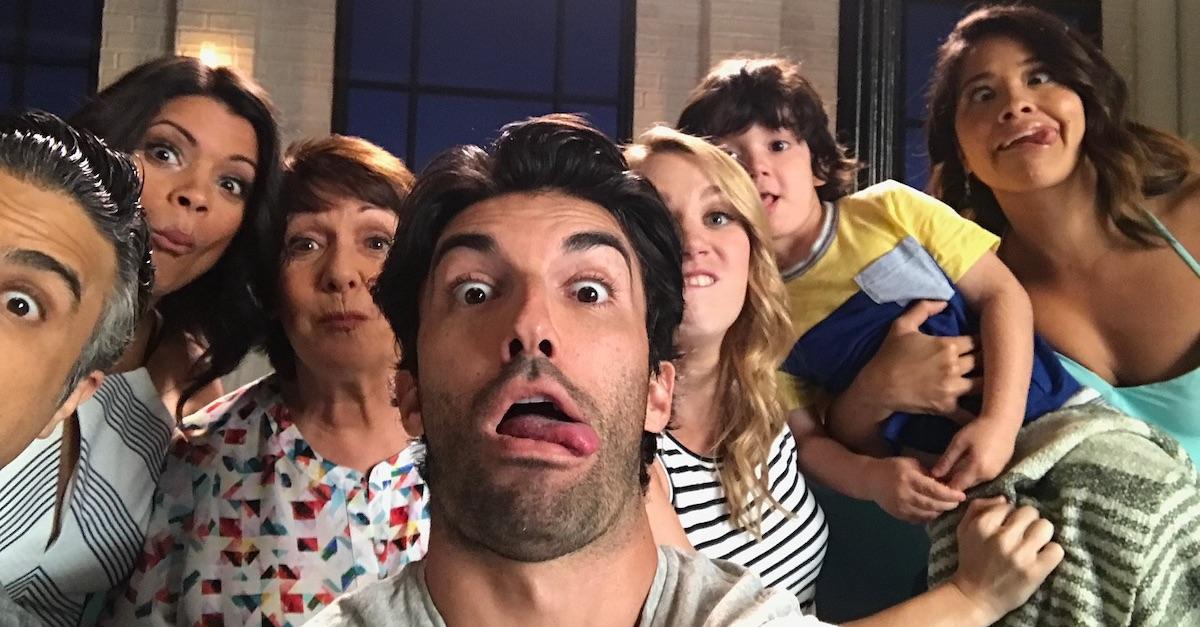 jane the virgin cast selfie