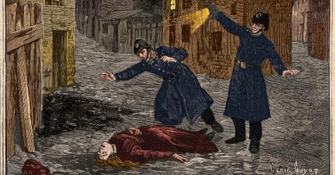 A street in Whitechapel: the last crime of Jack the Ripper, from 'Le Petit Parisien', 1891
