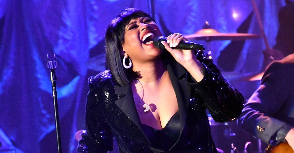 Jazmine Sullivan's Net Worth Super Bowl National Anthem Singer Deets