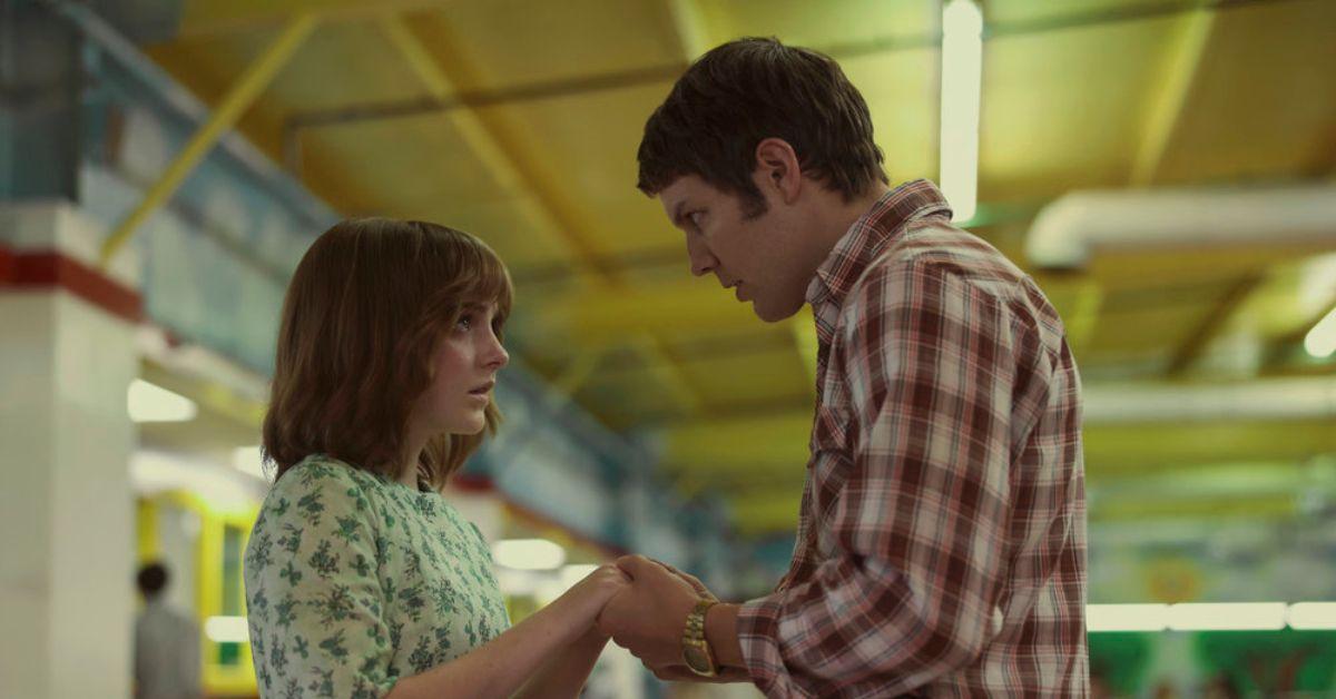(l-r): McKenna Grace and Jake Lacy in 'A Friend of the Family'