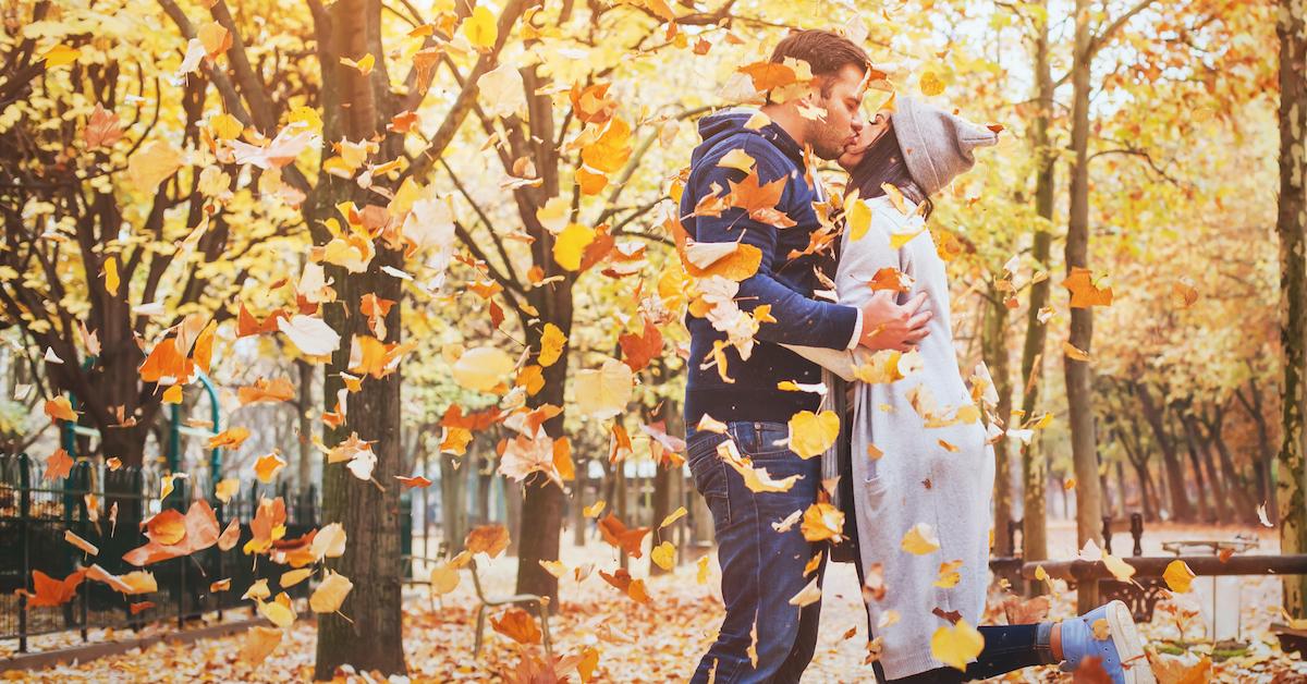 Fall Captions for Couples' Cutest Instagram Pics - Distractify