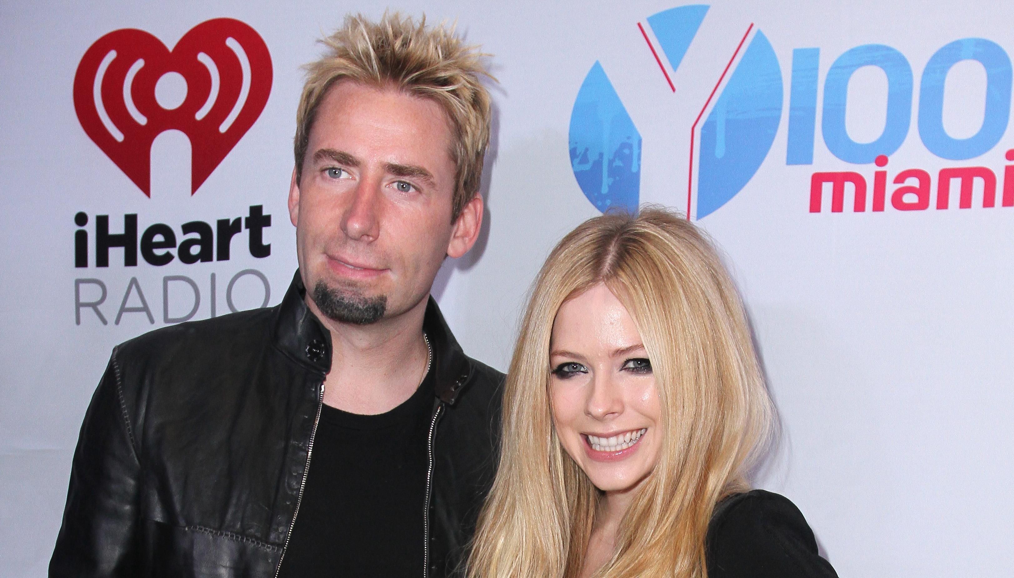 Avril Lavigne's Boyfriend List Includes Big Names From Music