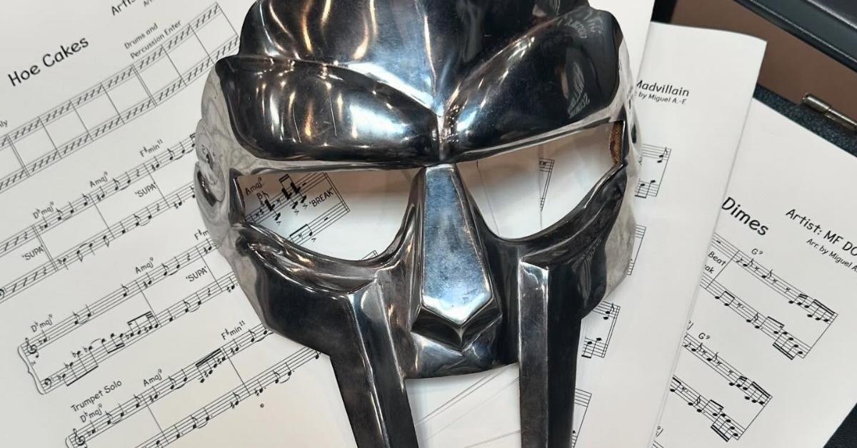 MF DOOM's mask