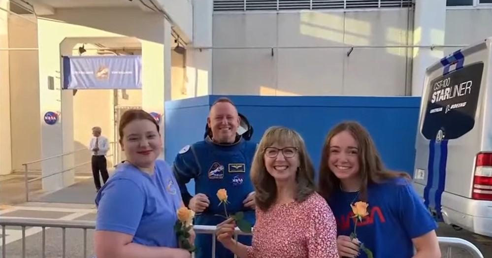 Butch Wilmore and his wife, Deanna, and two daughters before taking off into space