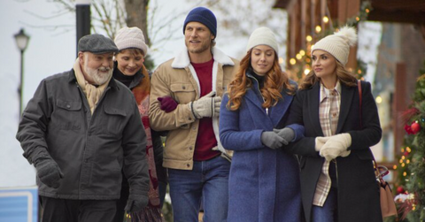 still from ''Tis the Season to Be Merry'