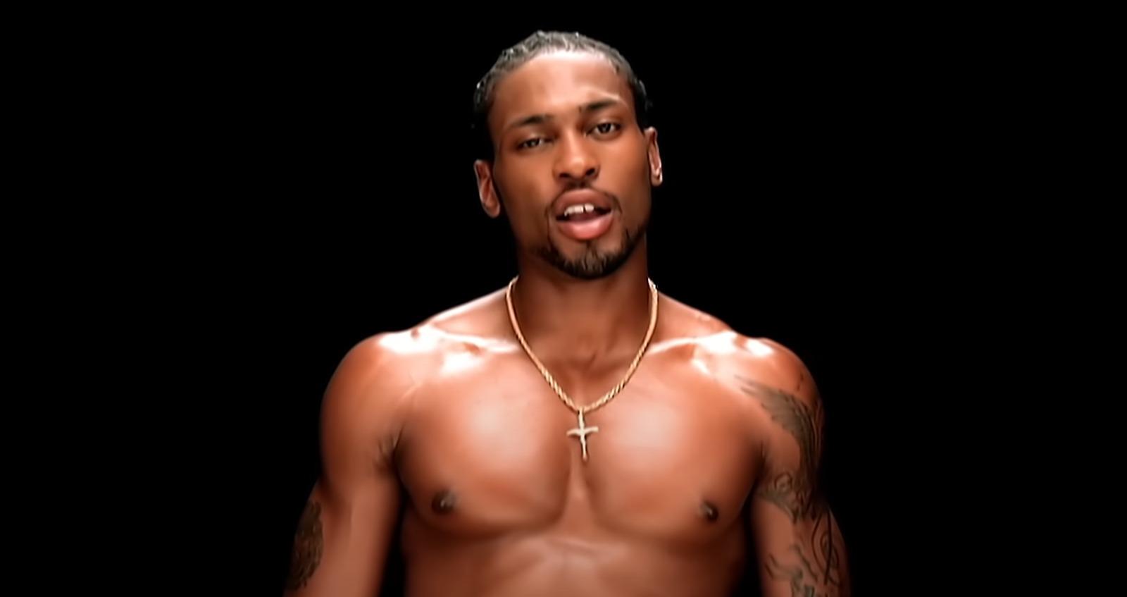 d'angelo-singing