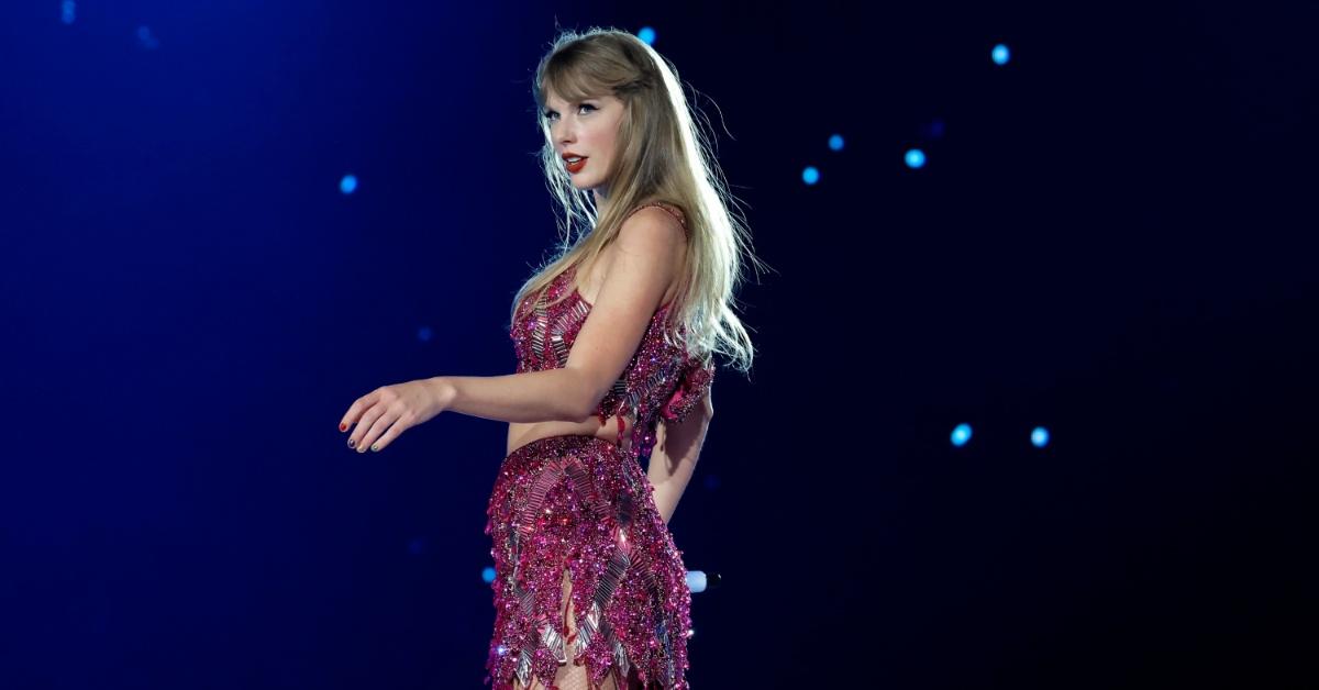 Taylor Swift photographed while performing