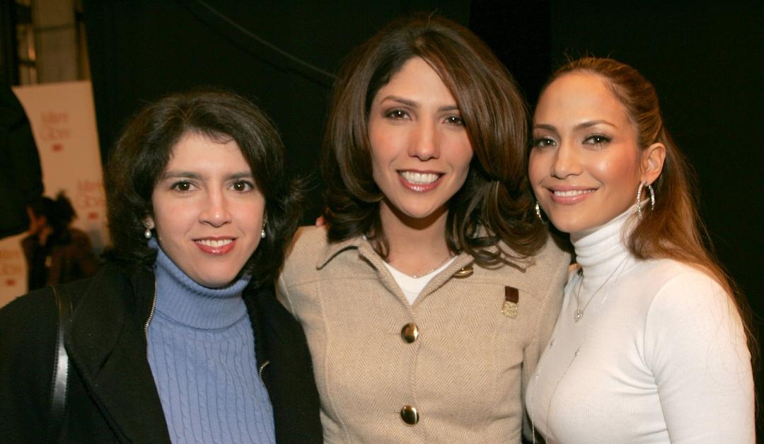 Jennifer Lopez with her sisters