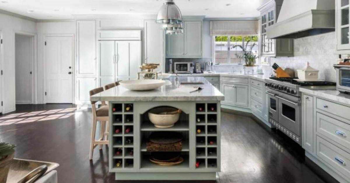 look inside judy garland kitchen