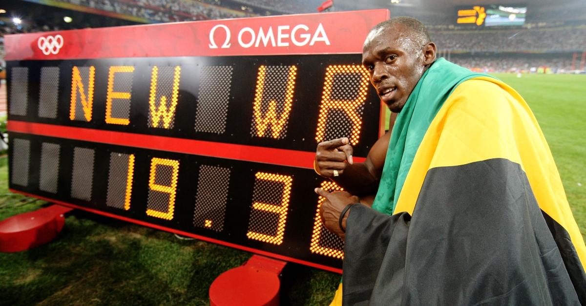 Usain Bolt nakon postavljanja svjetskog rekorda na 200 metara za muškarce 2008