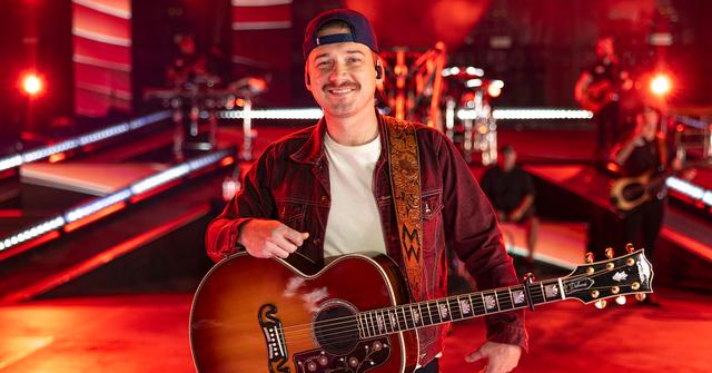 Morgan Wallen performs the song "'98 Braves" at the 2023 Billboard Music Awards at Truist Park in Atlanta