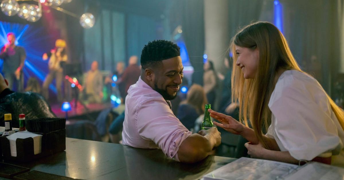 Jocko Sims as Dr. Floyd Reynolds and Genevieve Angelson as Dr. Mia Castries in 'New Amsterdam'