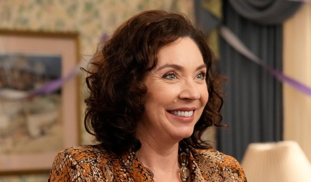 Stephanie Courtney on 'The Goldbergs'