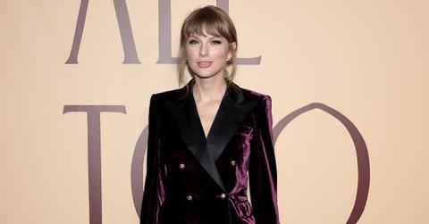 Taylor Swift attending the 'All Too Well' premiere.