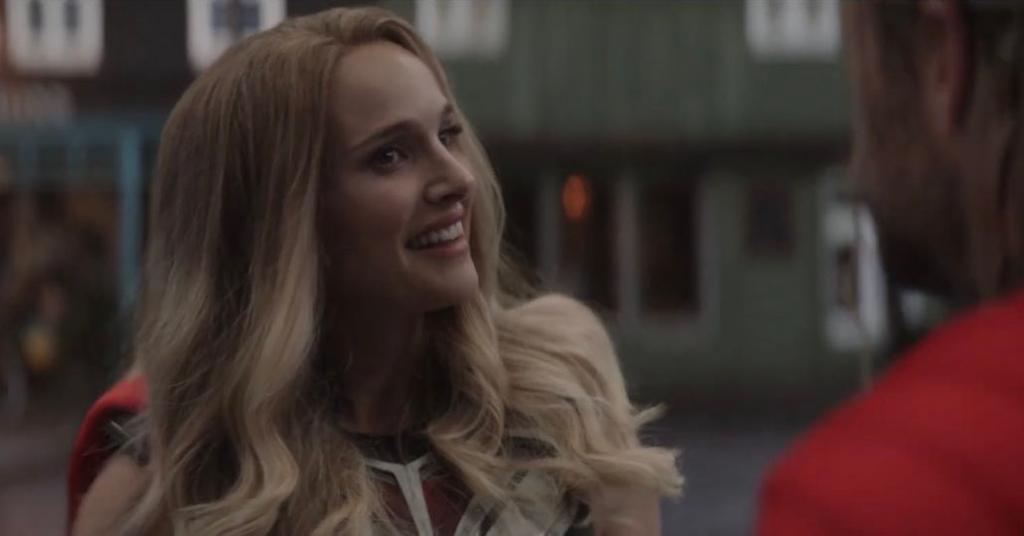 How Does Jane Foster Thor?