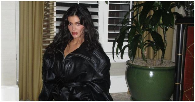 Kylie Jenner wearing Khy