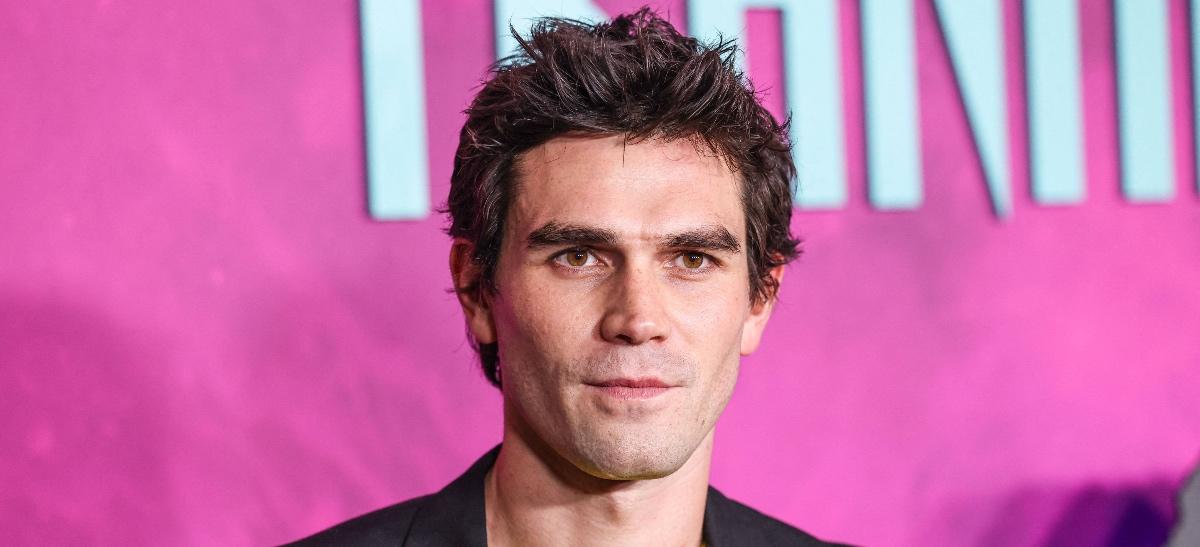 Does Former ‘Riverdale’ Star KJ Apa Have an Accent?