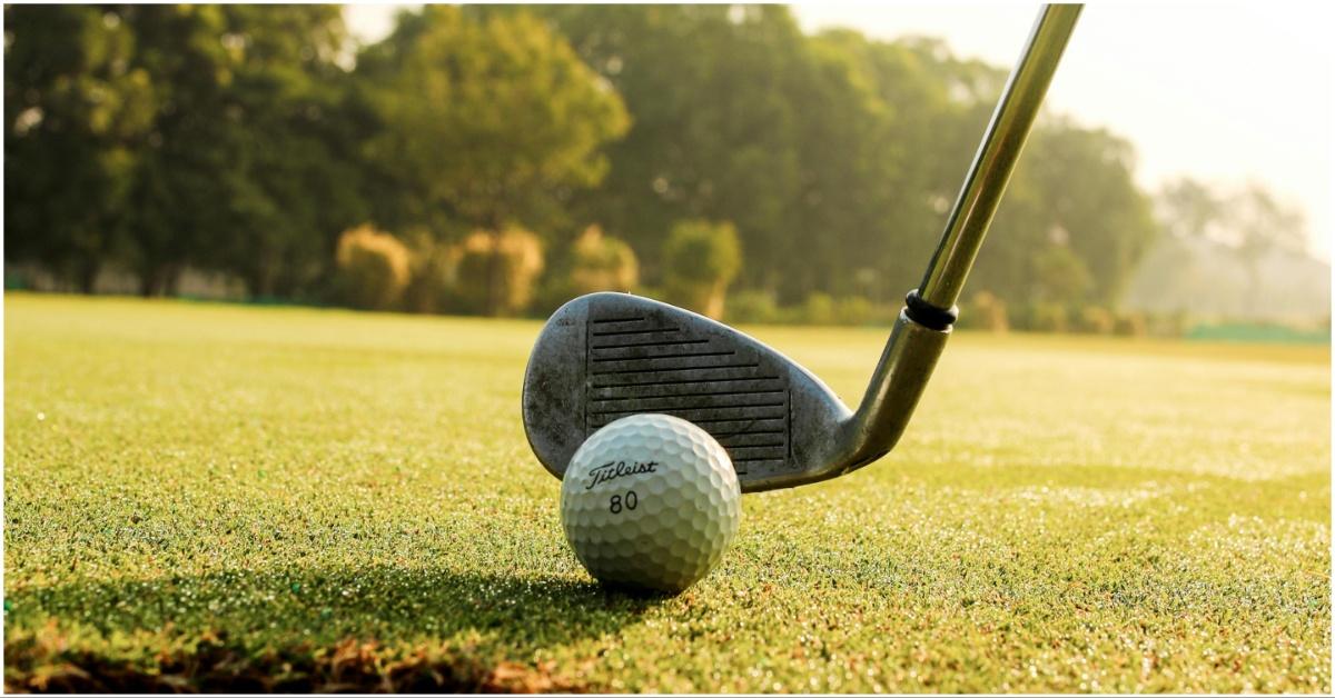 A close up photo of golfing