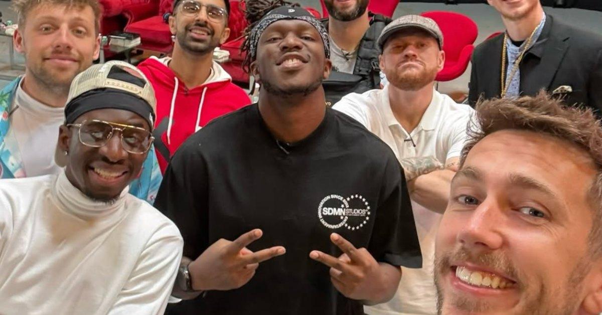 The Sidemen as a group.