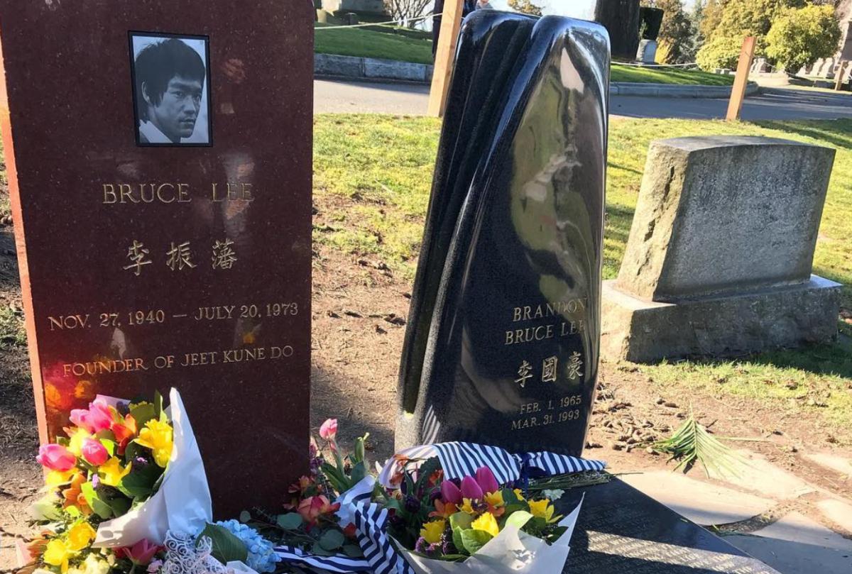 Graves of Bruce and Brandon Lee in Lake View Cemetery