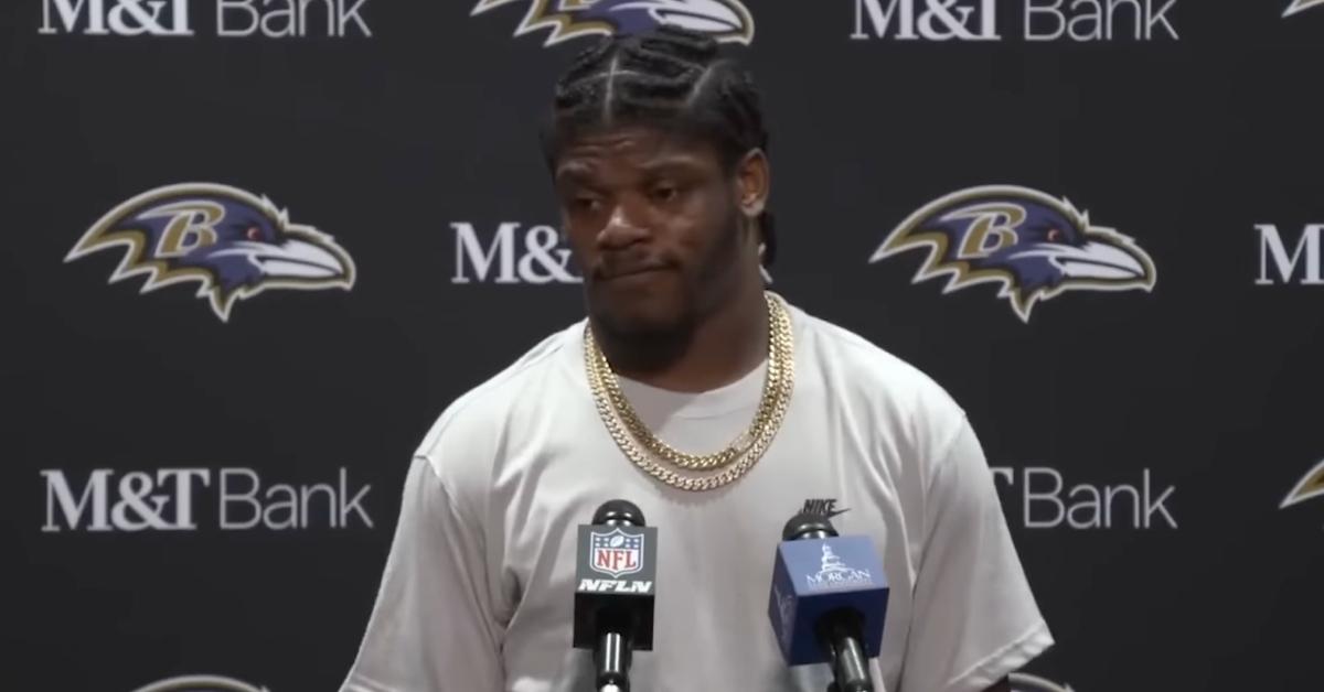 Ravens' Lamar Jackson savages critic in tweet after loss to