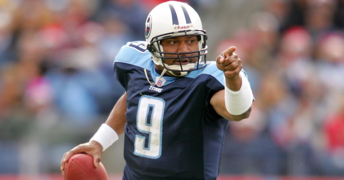  Steve McNair of the Tennessee Titans scrambles out of the pocket against the Tennessee Titans Dec. 18, 2005