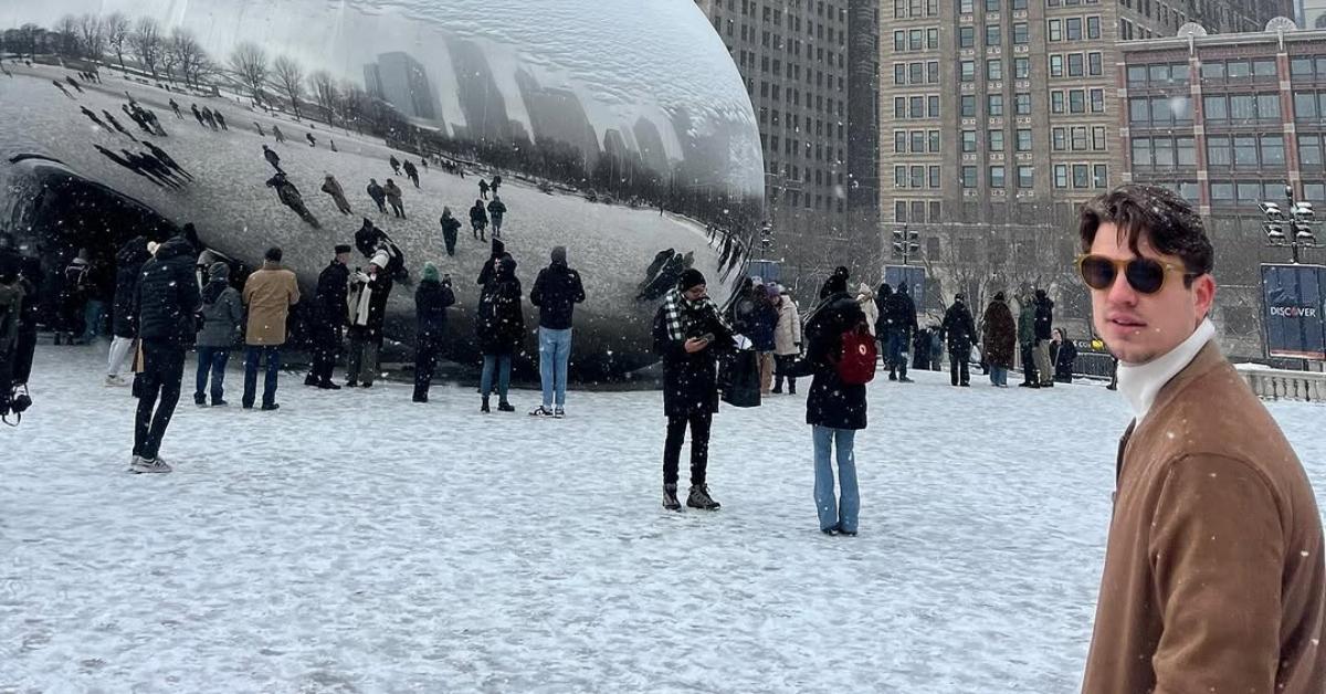 Ben from love Is Blind in Chicago at the bean