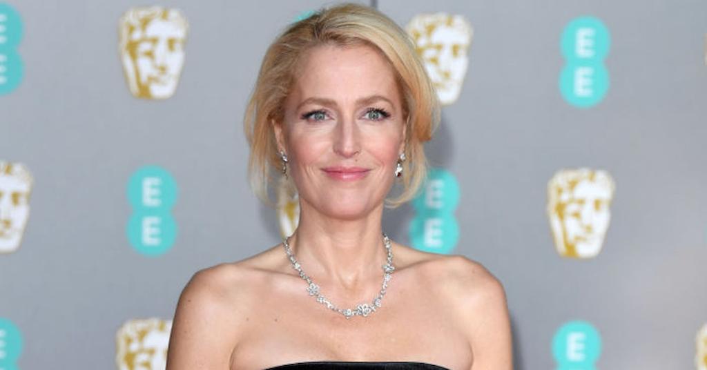 Why Does Gillian Anderson Have a British Accent? Is Her Accent Fake?