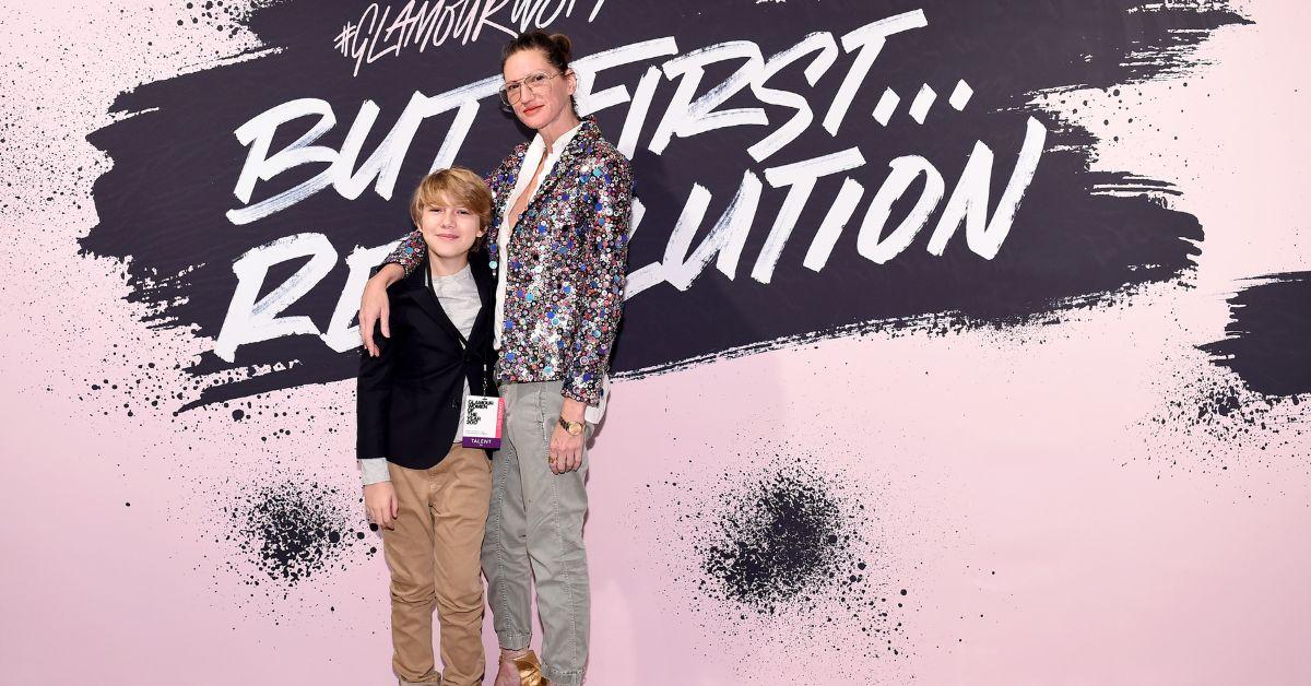 (l-r): Jenna Lyons' son, Beckett, and Jenna posing on the red carpet.