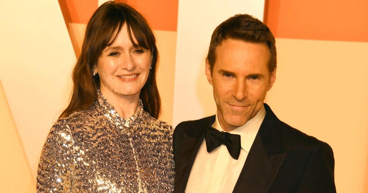 Sam Nivola's parents at the 2025 'Vanity Fair' Oscar party.