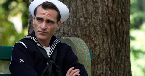 joaquin-phoenix-cult-1-1579026979975.jpeg