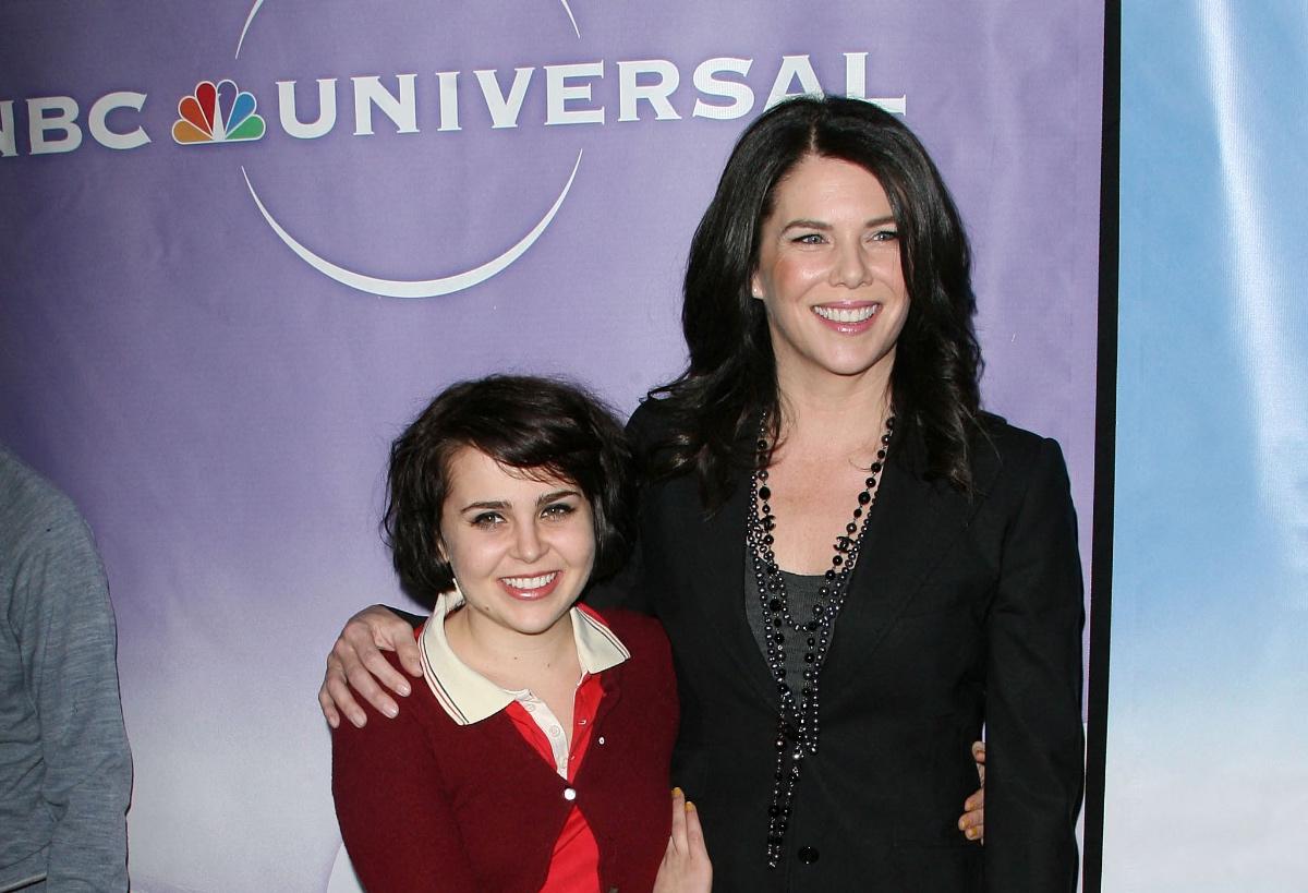 Mae Whitman, Lauren Graham