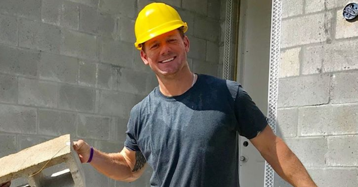 брайан и мика кляйншмидт биография дети. screen shot 2020 05 01 at 32215 pm 1588360964634. брайан и мика кляйншмидт биография дети фото. брайан и мика кляйншмидт биография дети-screen shot 2020 05 01 at 32215 pm 1588360964634. картинка брайан и мика кляйншмидт биография дети. картинка screen shot 2020 05 01 at 32215 pm 1588360964634. Brian and Mika McGee Kleinschmidt (Photo: HGTV) брайан и мика кляйншмидт биография дети. screen shot 2020 05 01 at 32215 pm 1588360964634. брайан и мика кляйншмидт биография дети фото. брайан и мика кляйншмидт биография дети-screen shot 2020 05 01 at 32215 pm 1588360964634. картинка брайан и мика кляйншмидт биография дети. картинка screen shot 2020 05 01 at 32215 pm 1588360964634. Brian and Mika McGee Kleinschmidt (Photo: HGTV)