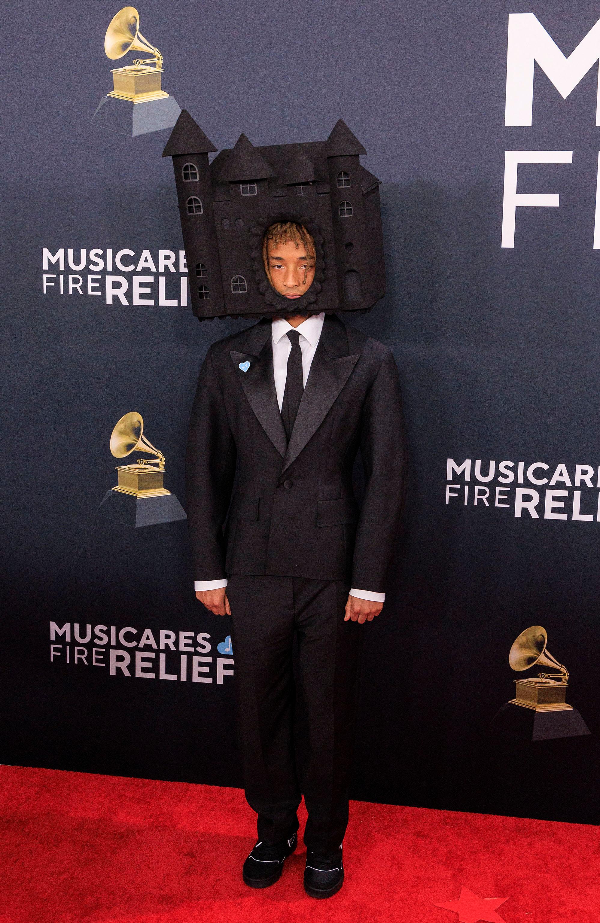 Jayden Smith wearing a house on his head at the 67th Grammy Awards.