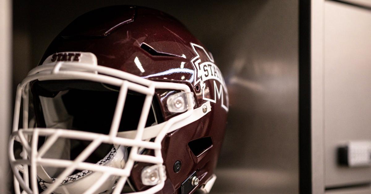 Mississippi State Football star Sam Westmoreland has died at the age of 18.
