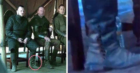 Game Of Thrones Fans Spotted A Plastic Water Bottle In King S Landing