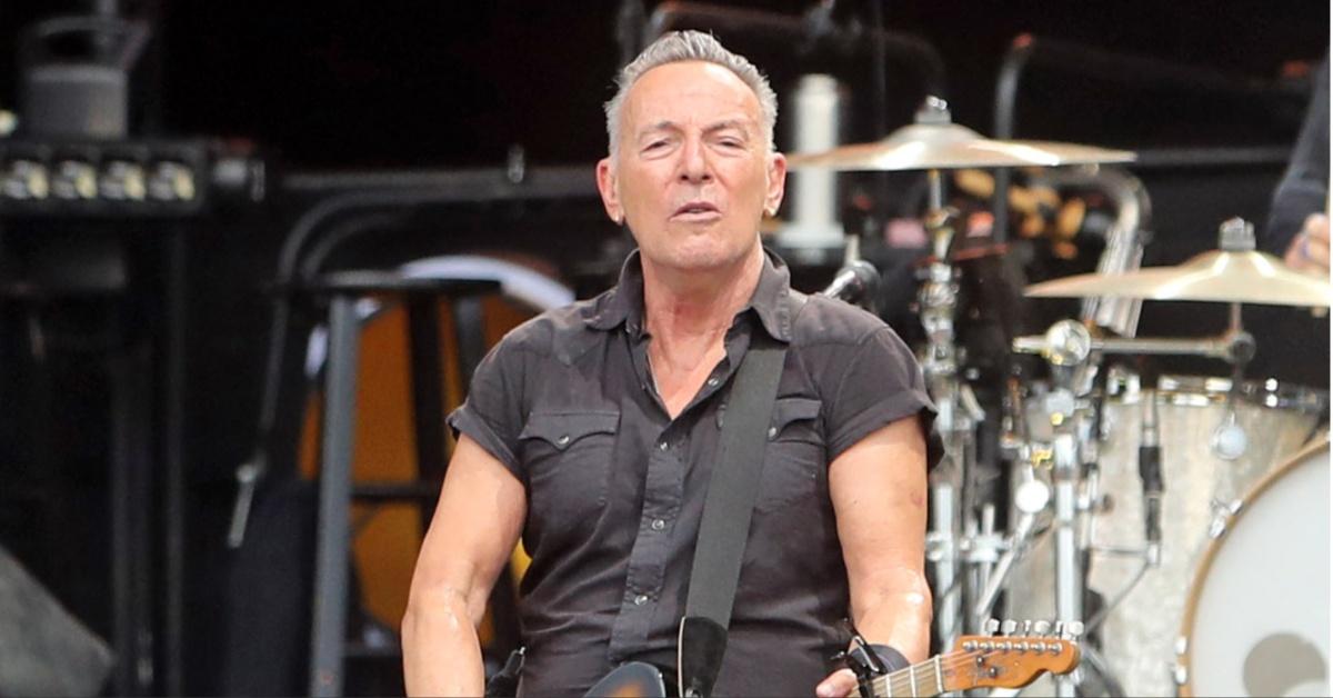 Bruce Springsteen rocks out at Hyde Park.