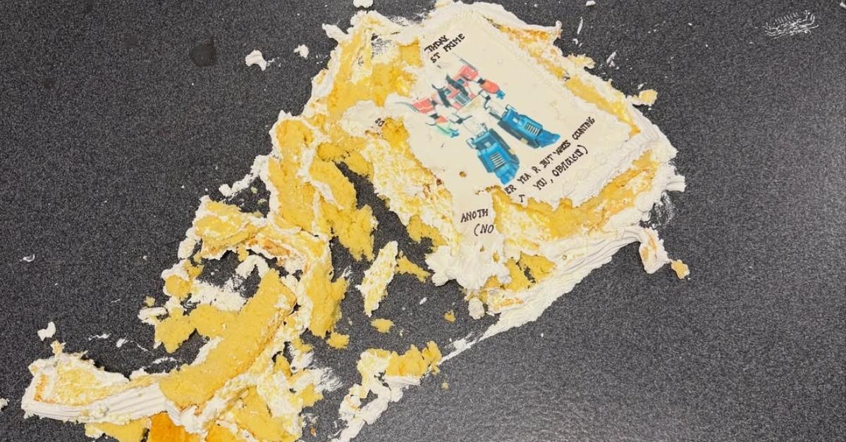 Katy Perry's destroyed birthday cake.