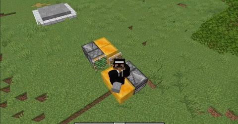 Flying Machine in 'Minecraft'